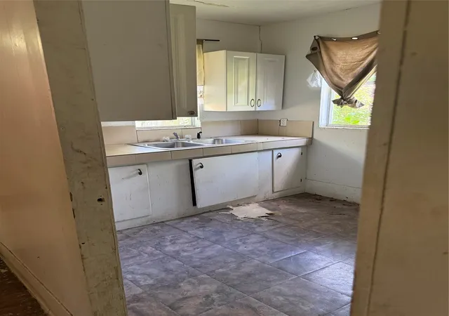 Photo 16 of Sale Pending at 405 S Canton St, Mexia, TX 76667 | MLS# 21296177 | Listing updated on 2026-08-24
