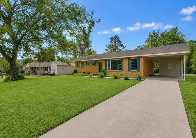 Homes for sale in Teague, TX | 1100 Cedar St, Teague, TX 75860 | MLS# 21295723