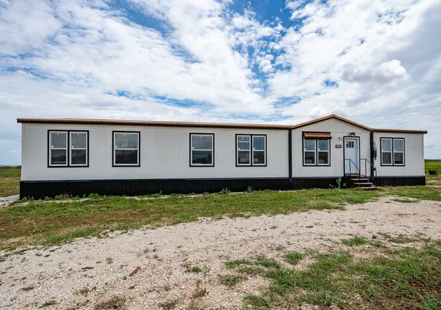 Photo 2 of Manufactured home for sale at 9825 County Road 452, Merkel, TX 79536 | MLS# 21296217 | Listing updated on 2026-08-21