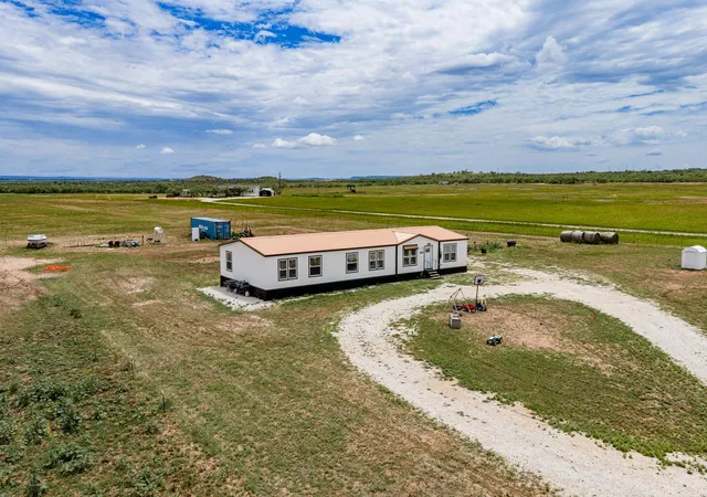 Photo 3 of Manufactured home for sale at 9825 County Road 452, Merkel, TX 79536 | MLS# 21296217 | Listing updated on 2026-08-21