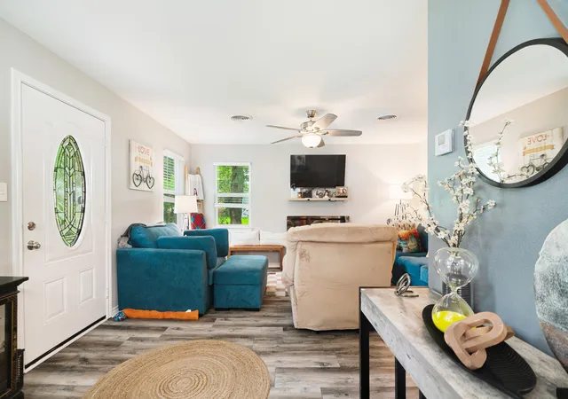 Photo 3 of Single family home for sale at 2435 Hubbard St, Paris, TX 75460 | MLS# 21294814 | Listing updated on 2026-07-09