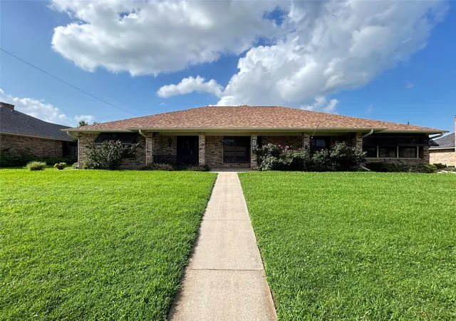 Photo 1 of Sale Pending at 122 Cedar Springs Blvd, Sulphur Springs, TX 75482 | MLS# 21295126 | Listing updated on 2026-08-27