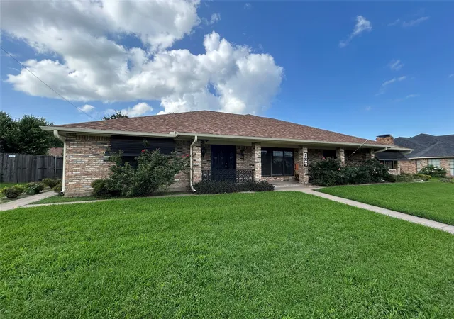 Photo 3 of Sale Pending at 122 Cedar Springs Blvd, Sulphur Springs, TX 75482 | MLS# 21295126 | Listing updated on 2026-08-27