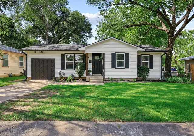 Photo 1 of Sale Pending at 311 Boyd Loop, Bonham, TX 75418 | MLS# 21296228 | Listing updated on 2026-08-03