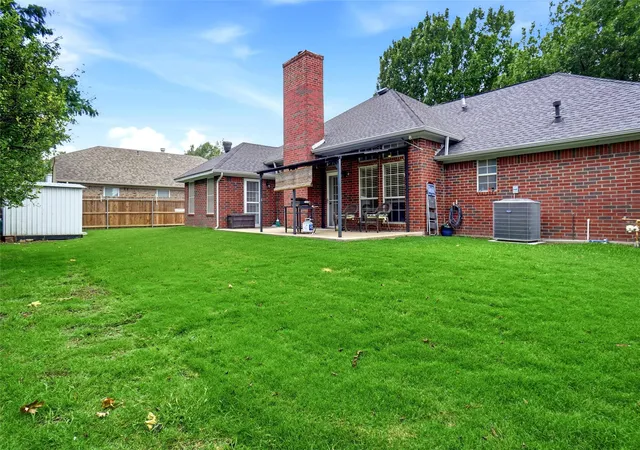 Homes for sale in Keller, TX | 701 Western Trl, Keller, TX 76248 | MLS# 21294003