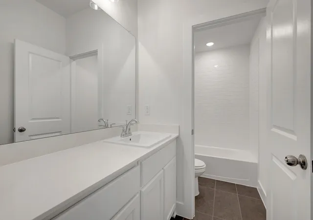 Photo 4 of Single family home for sale at 340 Kathryn Dr, Haslet, TX 76052 | MLS# 21296379 | Listing updated on 2026-10-29
