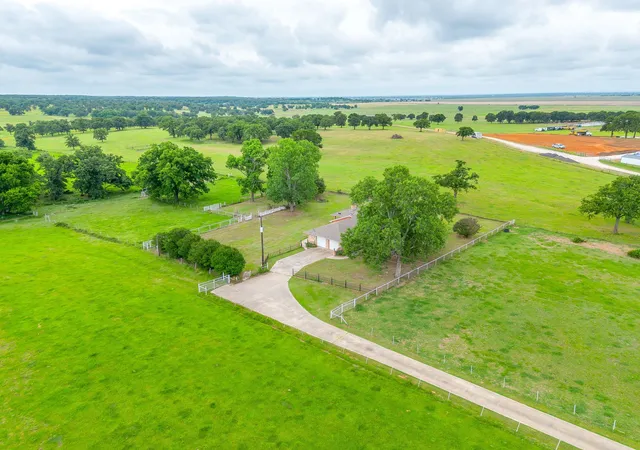 Photo 4 of House for sale at 1288 Fm 67, Covington, TX 76636 | MLS# 21296331 | Listing updated on 2026-07-13