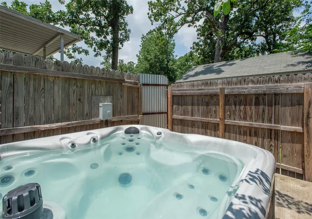 Homes for sale in Tool, TX | 630 Cedarcrest Dr, Tool, TX 75143 | MLS# 21296330