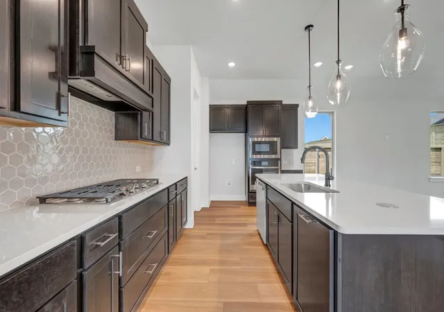 Photo 3 of Single family home for sale at 11736 Edgewood Dr, Justin, TX 76247 | MLS# 21296462 | Listing updated on 2026-08-20