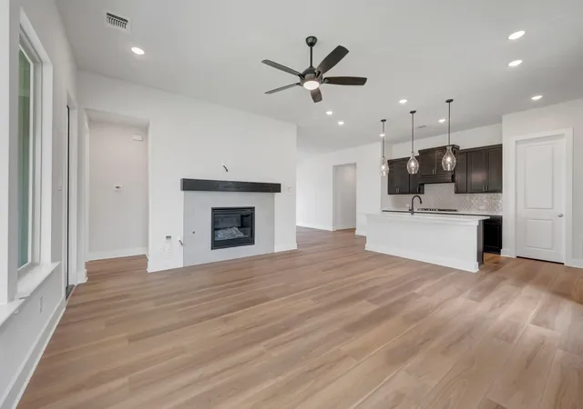 Photo 3 of Single family home for sale at 11736 Edgewood Dr, Justin, TX 76247 | MLS# 21296462 | Listing updated on 2026-10-02