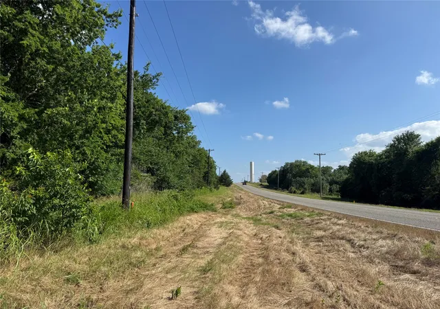 Homes for sale in Brookston, TX | 5909 Farm Road 38 S, Brookston, TX 75421 | MLS# 21295235