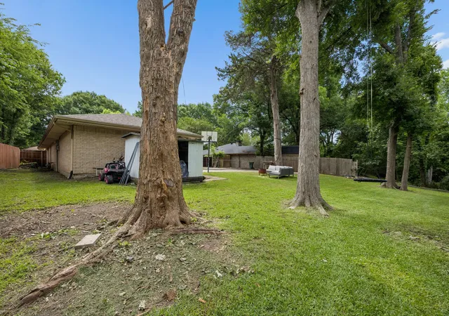 Homes for sale in De Soto, TX | 1047 Westlake Dr, De Soto, TX 75115 | MLS# 21291344