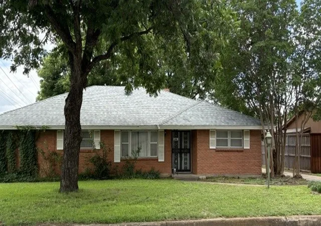 Homes for sale in Haltom City, TX | 4520 Starlight Dr, Haltom City, TX 76117 | MLS# 21293017