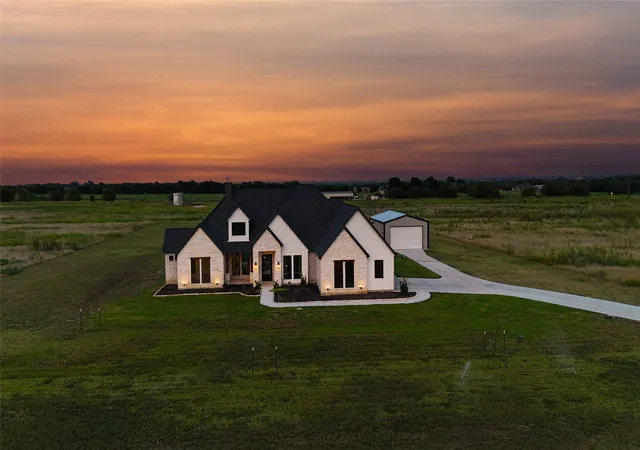 Photo 39 of Single family home for sale at 12262 Fm 1384, Justin, TX 76247 | MLS# 21294361 | Listing updated on 2026-10-08