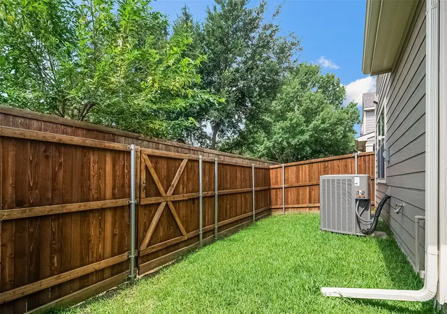 Photo 4 of Townhouse for sale at 2248 Fletcher Trl, Plano, TX 75025 | MLS# 21296716 | Listing updated on 2026-08-22