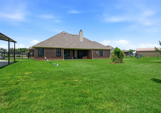 Photo 3 of Single family home for sale at 2757 Purple Sage Trl, Fort Worth, TX 76179 | MLS# 21289794 | Listing updated on 2026-07-04
