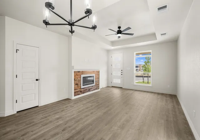 Photo 3 of Townhouse for sale at 1305 Lone Pine Wy, Killeen, TX 76543 | MLS# 21296315 | Listing updated on 2026-08-22