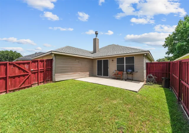 Homes for sale in Cedar Hill, TX | 837 Applewood Dr, Cedar Hill, TX 75104 | MLS# 21296781