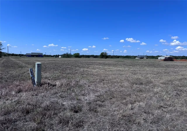 Photo 2 of Land for sale at Lot 289 Se Se Private Road 3178 Road, Corsicana, TX 75109 | MLS# 21294081 | Listing updated on 2026-09-16