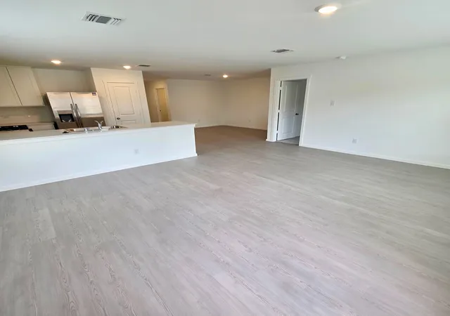 Photo 3 of Single family home for sale at 218 Hidden Meadows Dr, Sherman, TX 75092 | MLS# 21296806 | Listing updated on 2026-07-27