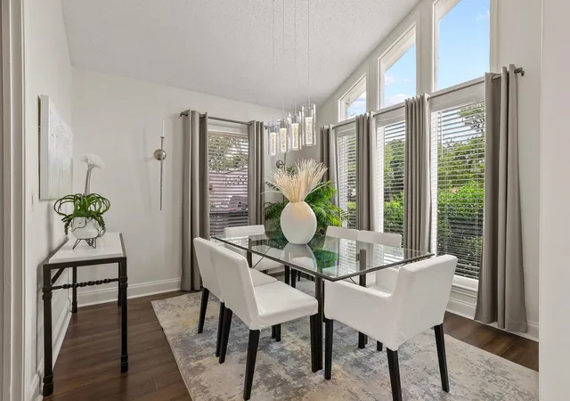 Photo 4 of Sale Pending at 1925 Country Club Dr, Plano, TX 75074 | MLS# 21296073 | Listing updated on 2026-08-21