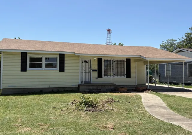 Photo 2 of Single family home for sale at 1408 Guthrie Dr, Waco, TX 76710 | MLS# 21295214 | Listing updated on 2026-08-22