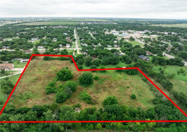 Photo 4 of Land for sale at 215 N Cummings Dr, Alvarado, TX 76009 | MLS# 21296610 | Listing updated on 2026-08-03