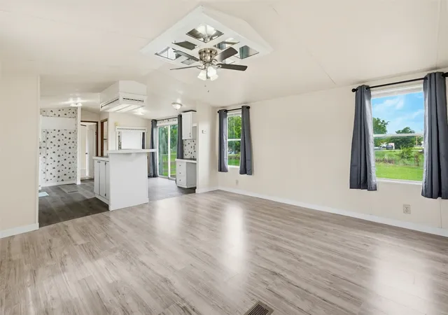 Photo 3 of Manufactured home for sale at 7009 Karen Ln, Joshua, TX 76058 | MLS# 21296804 | Listing updated on 2026-07-21