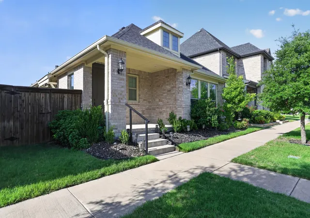 Homes for sale in Frisco, TX | 13008 Cabana Dr, Frisco, TX 75035 | MLS# 21296876