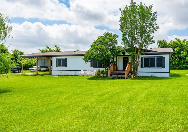 Homes for sale in Alvarado, TX | 4626 E Renfro St, Alvarado, TX 76009 | MLS# 21282947