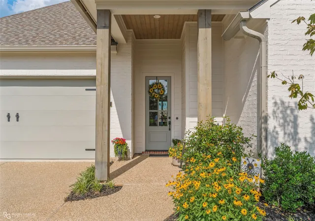 3rd image of 141 Arbor Pl, Bossier City, LA 71111 | MLS# 21296770