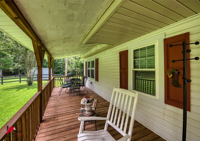 4th image of 125 Honeysuckle Dr, Converse, LA 71419 | MLS# 21295429