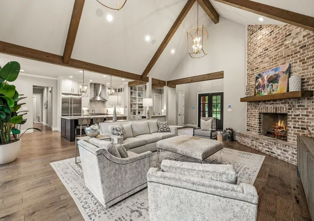 Photo 3 of Single family home for sale at 201 Sandpiper Dr, Mabank, TX 75156 | MLS# 21288518 | Listing updated on 2026-09-06