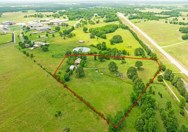 Homes for sale in Pattonville, TX | 7484 Hwy 271 S, Pattonville, TX 75468 | MLS# 21289886