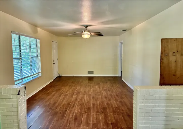 2nd image of 1138 Clay, Canton, TX 75103 | MLS# 21296935