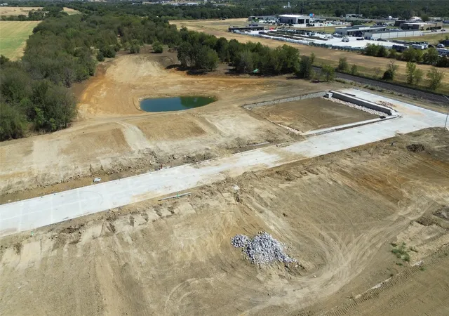 Photo 4 of Land for sale at 522 N Country Meadow Cir, Cleburne, TX 76033 | MLS# 21290920 | Listing updated on 2026-08-22