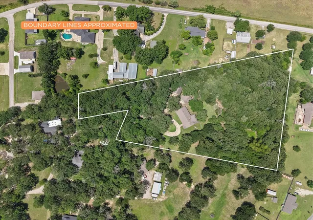 Photo 2 of Single family home for sale at 250 County Road 0017, Corsicana, TX 75110 | MLS# 21281378 | Listing updated on 2026-07-09