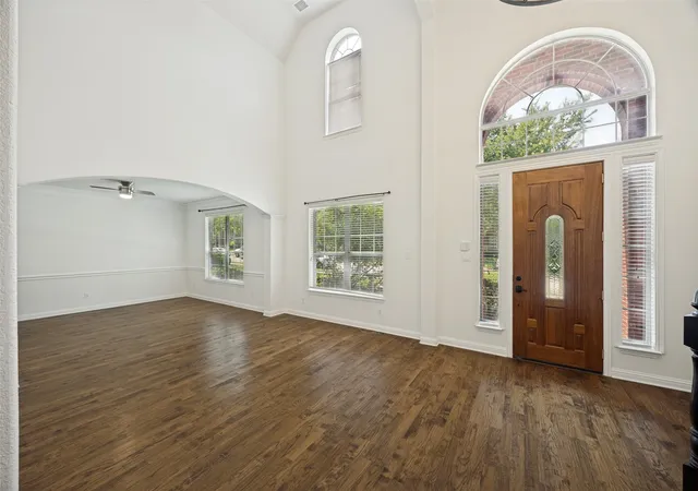 Photo 3 of Single family home for sale at 4437 Red Barn Dr, Richardson, TX 75082 | MLS# 21294642 | Listing updated on 2026-09-18