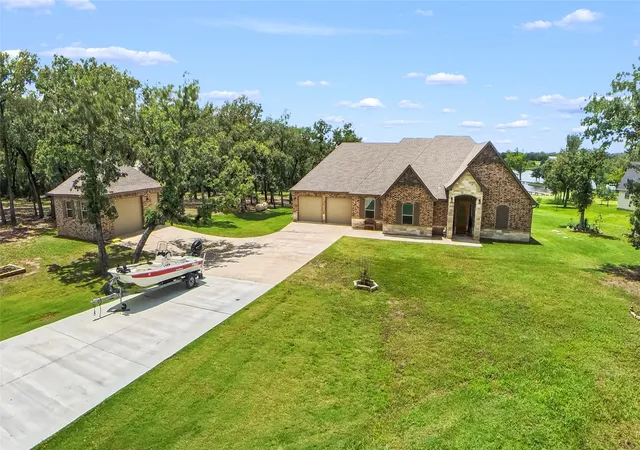 Homes for sale in Marquez, TX | 450 County Road 3674, Marquez, TX 77865 | MLS# 21296555
