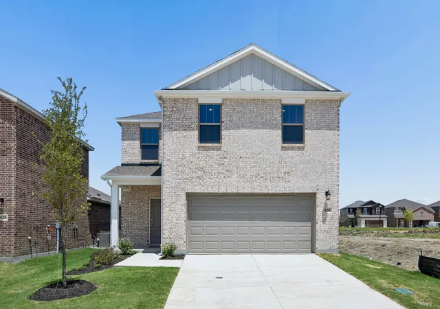Photo 2 of Sale Pending at 828 Hillcrest Blvd, Princeton, TX 75407 | MLS# 21297206 | Listing updated on 2026-08-30