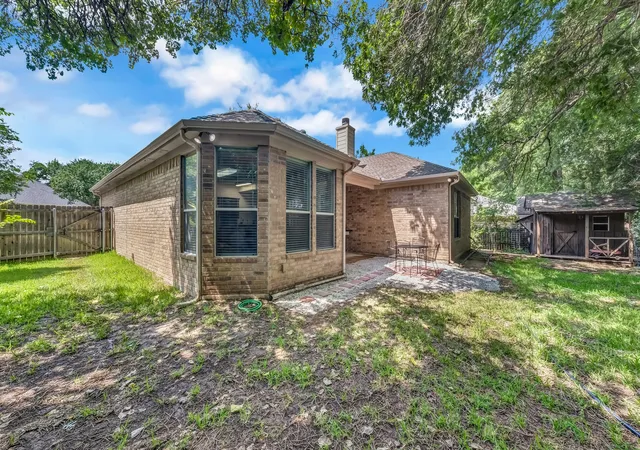 Homes for sale in Weatherford, TX | 2205 Country Brook Dr, Weatherford, TX 76087 | MLS# 21295539
