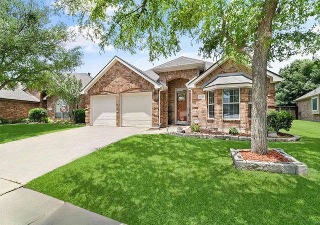 3rd image of 6725 Woodcrest Ln, Sachse, TX 75048 | MLS# 21296900