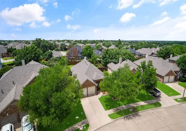 4th image of 6725 Woodcrest Ln, Sachse, TX 75048 | MLS# 21296900