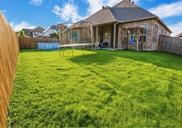 Homes for sale in Justin, TX | 910 Park Vista Dr, Justin, TX 76247 | MLS# 21297185