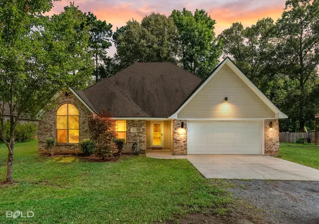 Homes for sale in Haughton, LA | 316 E Mckinley Ave, Haughton, LA 71037 | MLS# 21295328