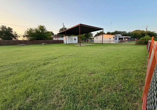 Homes for sale in Clifton, TX | 367 Cr 1627, Clifton, TX 76634 | MLS# 21297317