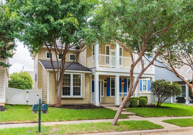 Photo 2 of Sale Pending at 1613 Degnen Ln, Aubrey, TX 76227 | MLS# 21297430 | Listing updated on 2026-07-10