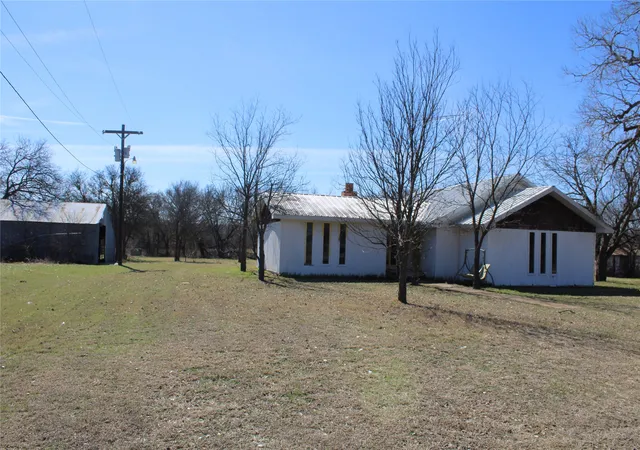 Homes for sale in Perrin, TX | 3020 Fm 2210 E, Perrin, TX 76486 | MLS# 21284615