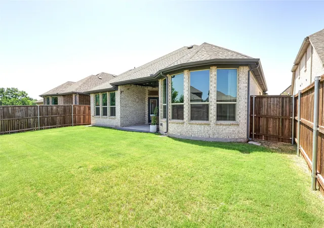 Photo 4 of Single family home for sale at 3111 Eagle Ln, Melissa, TX 75454 | MLS# 21297102 | Listing updated on 2026-10-04