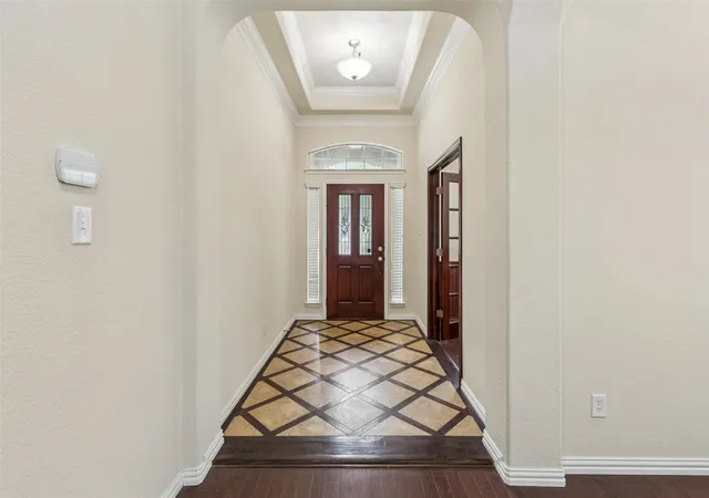 Photo 3 of Single family home for sale at 5504 Paloma Ct, Fort Worth, TX 76179 | MLS# 21290709 | Listing updated on 2026-08-29